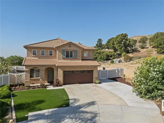 294 Kieswetter, Colton, California 92324