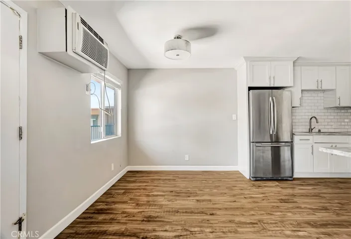Dining room.