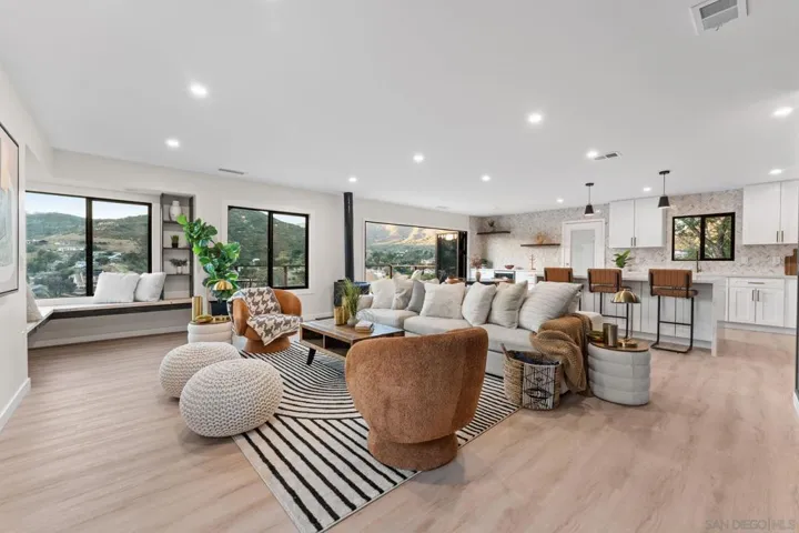 634 Silverbrook Dr, El Cajon, California 92019