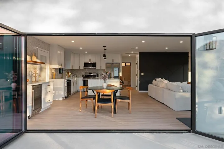 634 Silverbrook Dr, El Cajon, California 92019