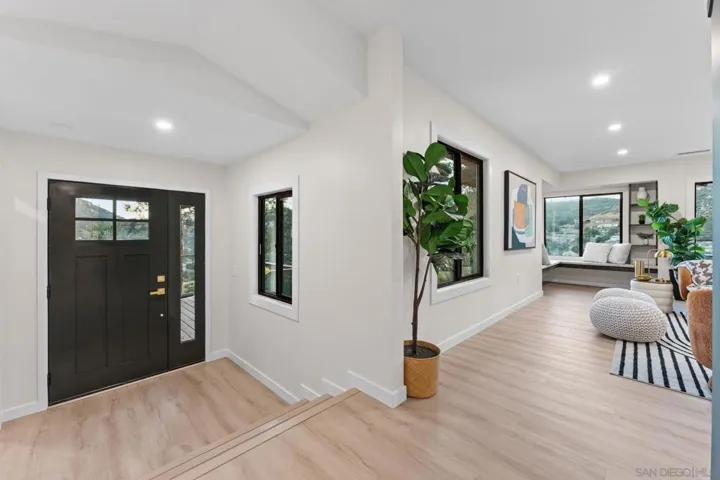 634 Silverbrook Dr, El Cajon, California 92019