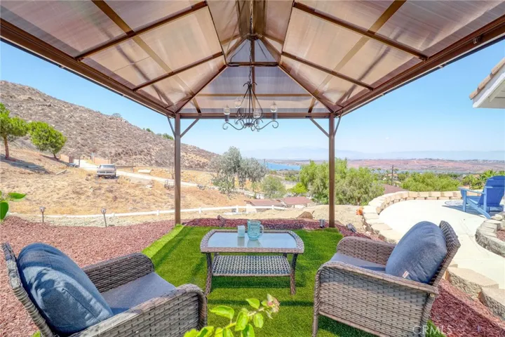 Second Gazebo for relaxing and looking at the views of Lake