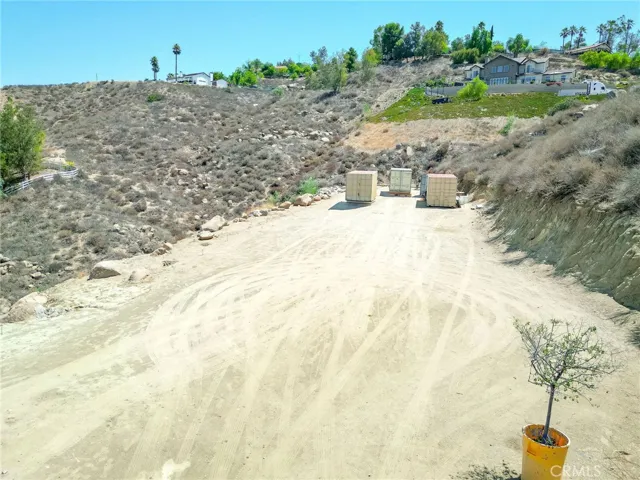 Pad Approximately 50'x250'