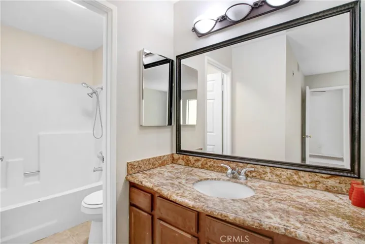 Bathroom console bdrm1
