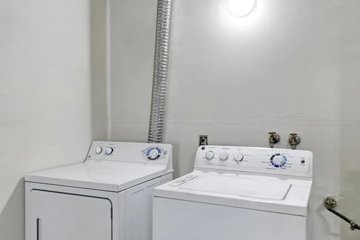 LAUNDRY ONSITE RS