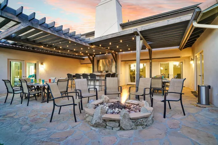 079_48750southviewpl86_430