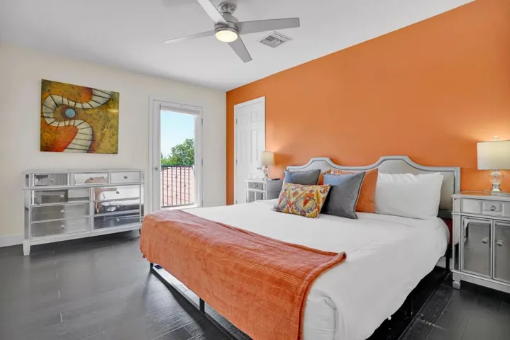 069_48750southviewpl168.jpg_655