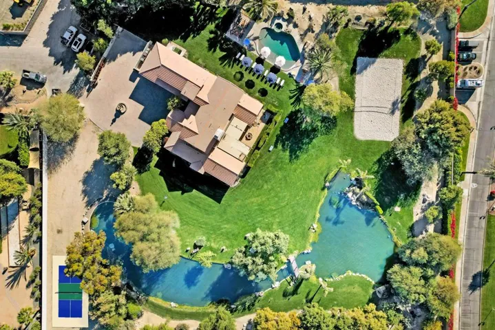 017_48750southviewpl4_897