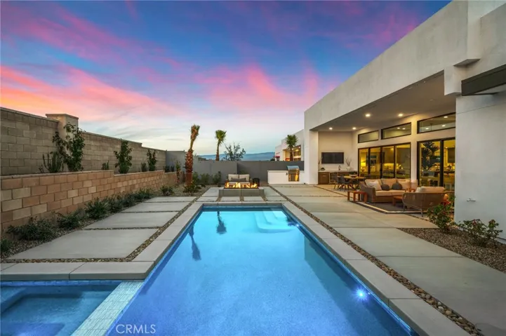 Picture is of model villa 1, not of subject property