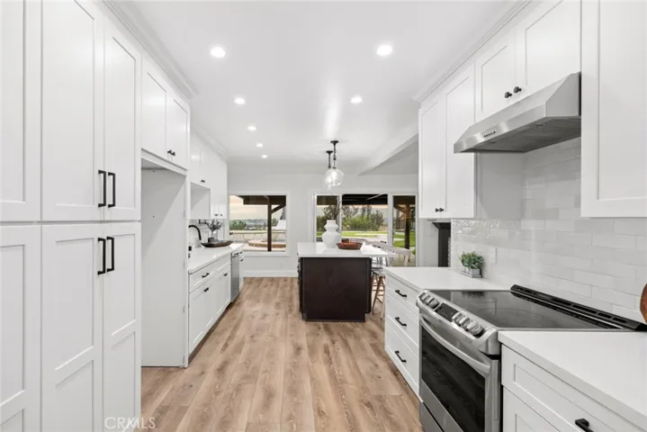 6442 Acacia, Yorba Linda, California 92886