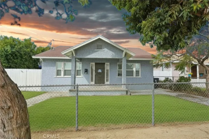 819 N Gulf Avenue - Sky and grass have been virtually edited.