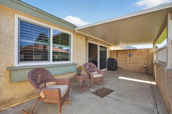 29-web-or-mls-UpmarketMedia-26102Vil-046