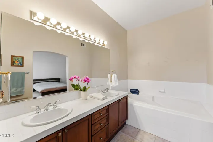 1022 Corte Augusta 2 MLS-25