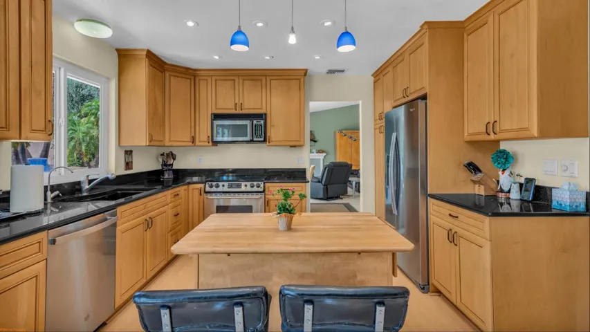 10-Were Focused 3175 E Loma Vista-10