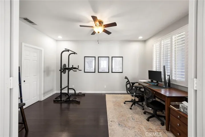 OFFICE, 4TH BEDROOM WITHOUT A CLOSET, CONNECTING BATHROOM