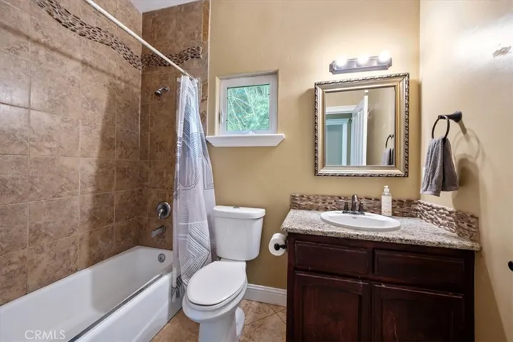 307 Del Mar Court, San Luis Obispo, California 93405