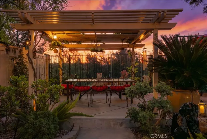 23887 Via De Gema Linda, Murrieta, California 92562