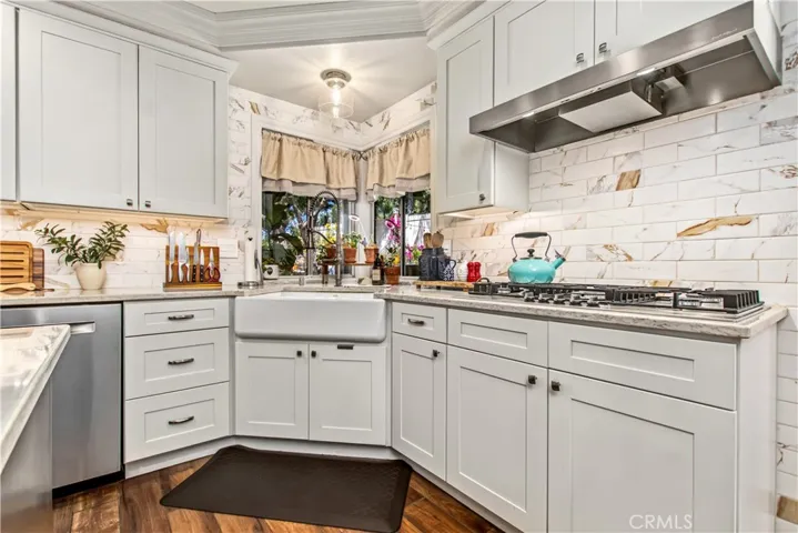 23887 Via De Gema Linda, Murrieta, California 92562