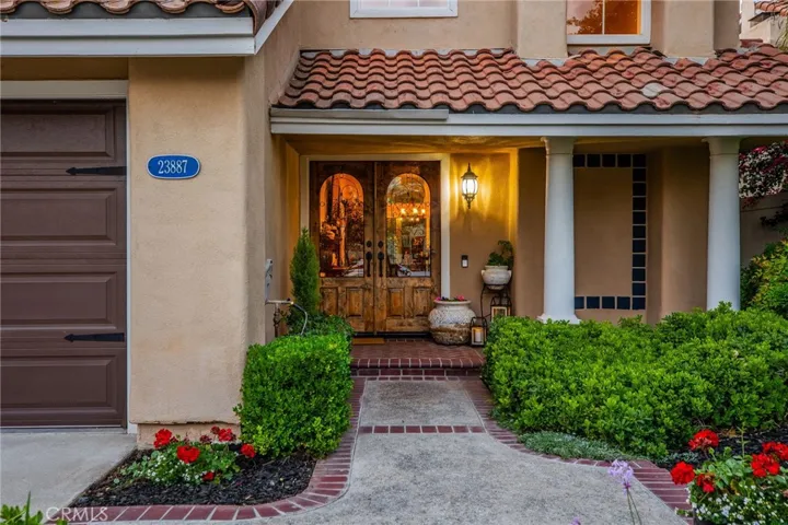 23887 Via De Gema Linda, Murrieta, California 92562