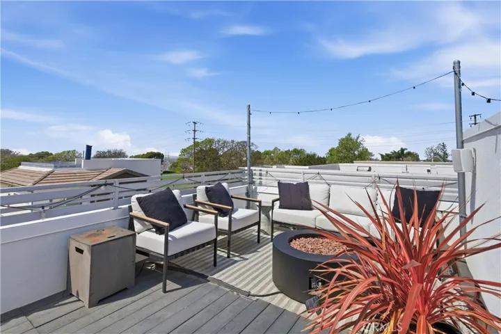 2112 Tidewater Circle, Costa Mesa, California 92627