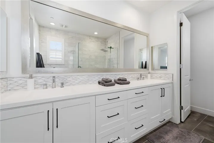 2112 Tidewater Circle, Costa Mesa, California 92627