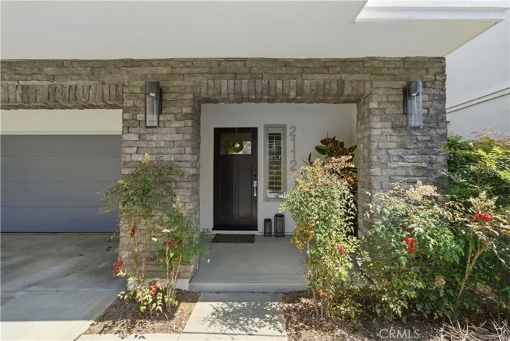 2112 Tidewater Circle, Costa Mesa, California 92627