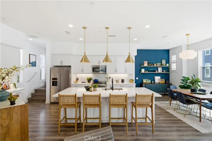 2112 Tidewater Circle, Costa Mesa, California 92627