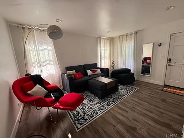 Spacious living room.