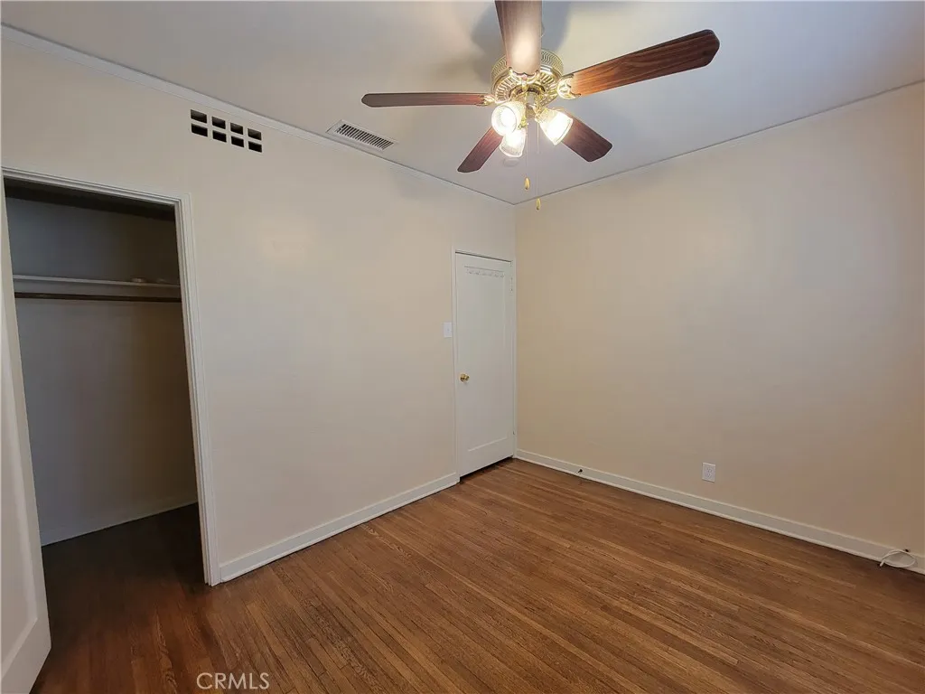 Middle Bedroom Walk-In Closet