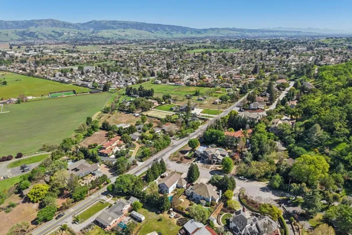 955 La Vista, Morgan Hill, California 95037