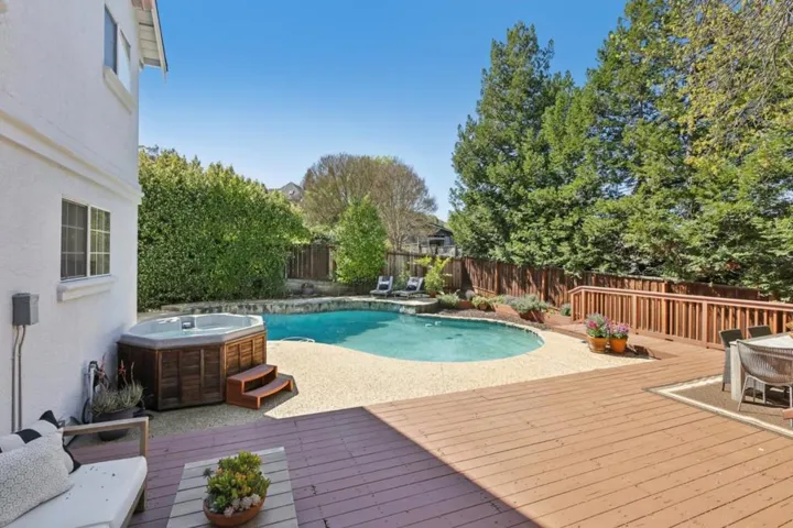 955 La Vista, Morgan Hill, California 95037