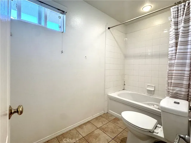 upstair bathroom