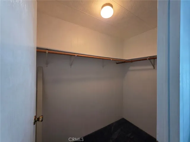 Walk in closet