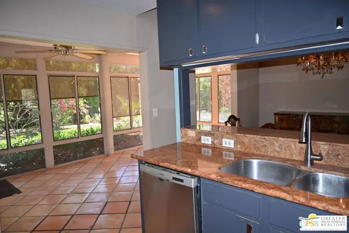 552 N Orchid Tree Lane, Palm Springs, California 92262