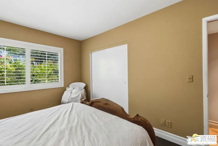 552 N Orchid Tree Lane, Palm Springs, California 92262