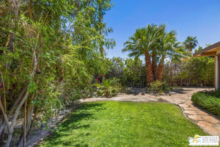 552 N Orchid Tree Lane, Palm Springs, California 92262
