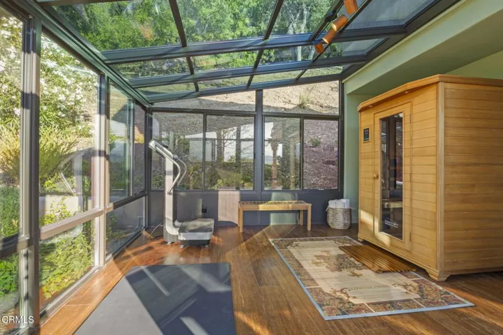 15hh-web-or-mls-UpmarketMedia_10920-243