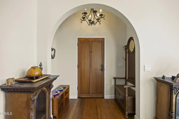 42-web-or-mls-42-print-UpmarketMedia_109