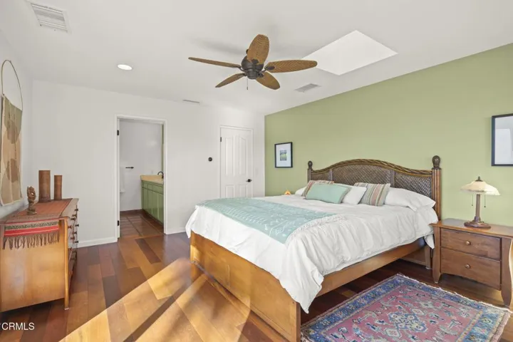 15g-web-or-mls-UpmarketMedia_10920-66