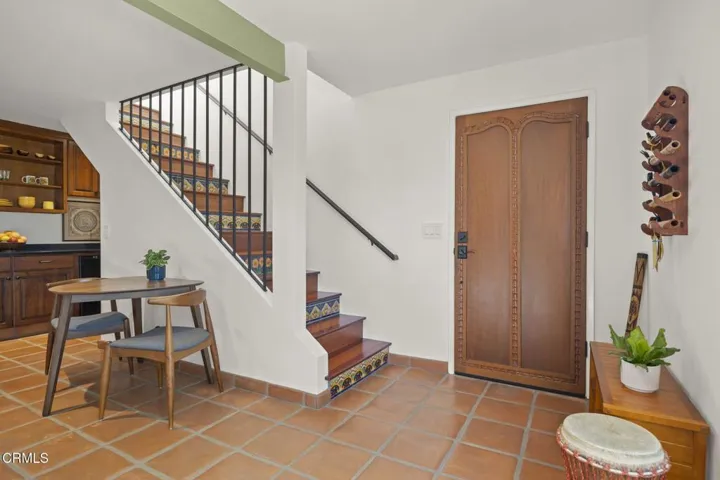 15d-web-or-mls-UpmarketMedia_10920-57