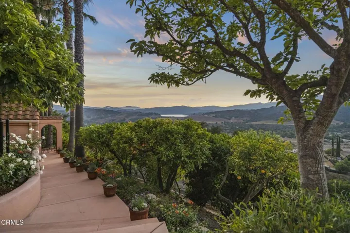 5aaa-web-or-mls-UpmarketMedia_10920_TWI-