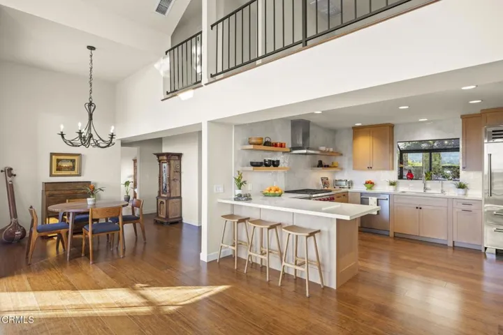 12-web-or-mls-UpmarketMedia_10920-114a