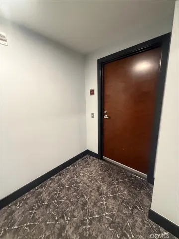 front door entry 

front door entry to Unit 1105