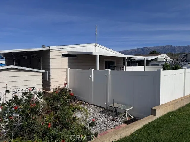 Rear vinyl fencing
