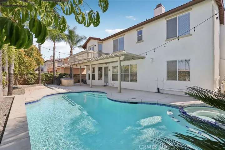 1041 Stanislaus Dr., Corona, California 92881