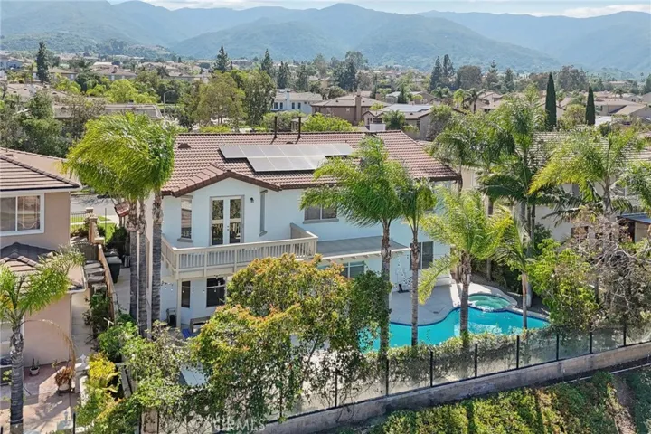 1041 Stanislaus Dr., Corona, California 92881