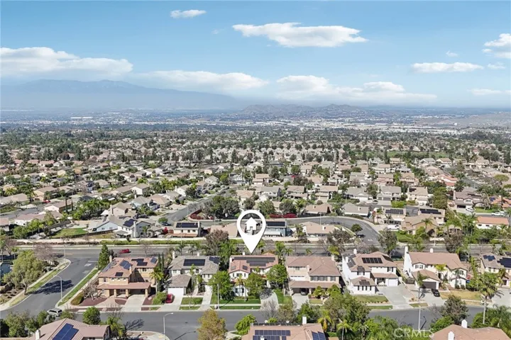1041 Stanislaus Dr., Corona, California 92881