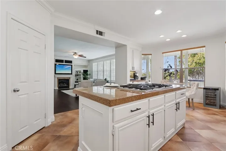 1041 Stanislaus Dr., Corona, California 92881
