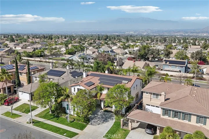 1041 Stanislaus Dr., Corona, California 92881