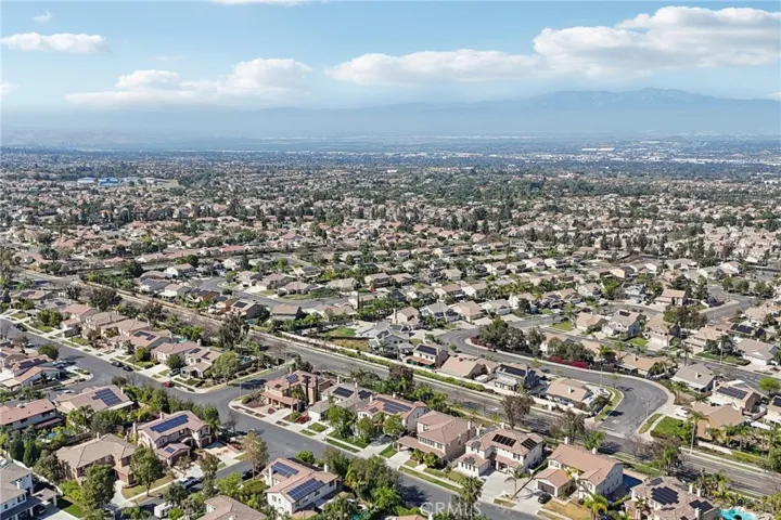 1041 Stanislaus Dr., Corona, California 92881